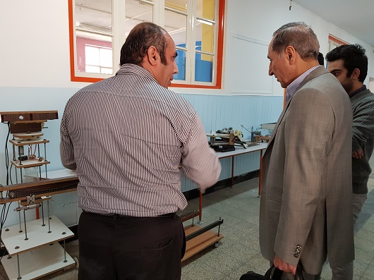 بازدید آقای شیرازی از اولین مرکز توسعه فناوری دانش آموزی کشور